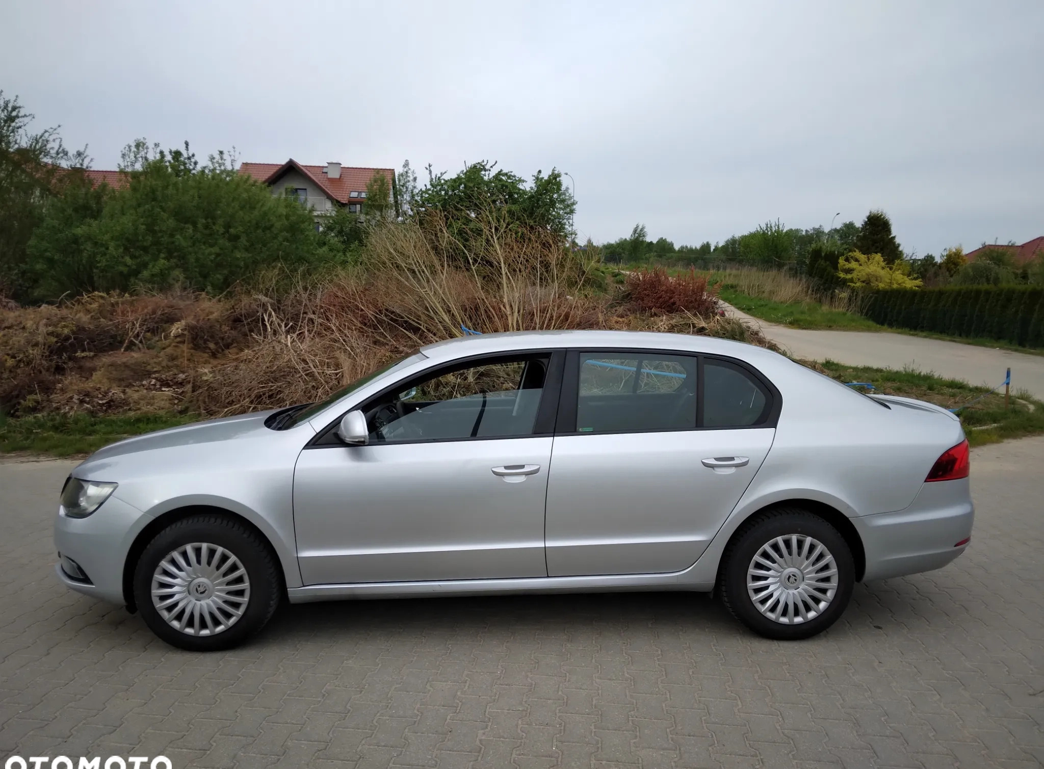 Skoda Superb cena 27900 przebieg: 291000, rok produkcji 2013 z Kamienna Góra małe 254